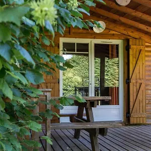 Domaine Des Epinettes 2*, Saint-Romain-de-Jalionas France